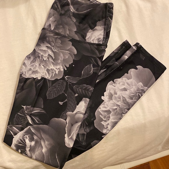 Noli-Active XS women’s rose leggings - Picture 1 of 3